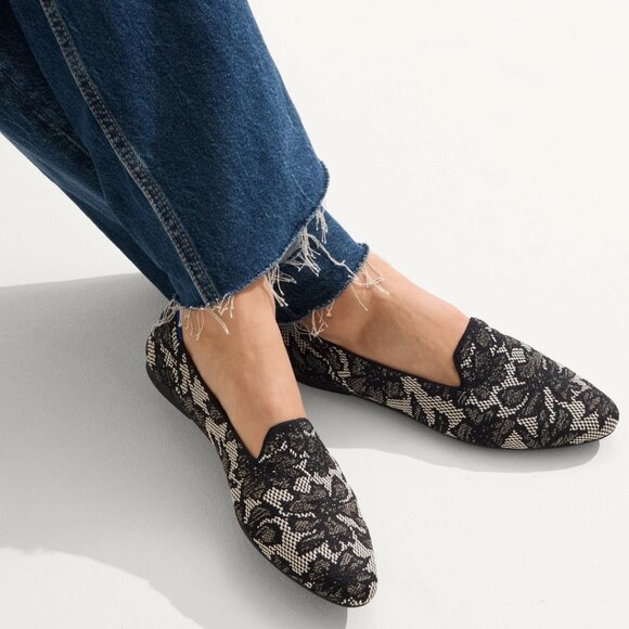 Like New! Rothy's The Almond Loafer in Black Chantilly, Size 8.5 - Picture 1 of 12